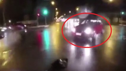 Un accident spectaculaire en moto et en caméra embarquée