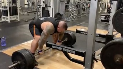 Eddie Hall monstrueux pour sa préparation aux championnats du monde de deadlift !