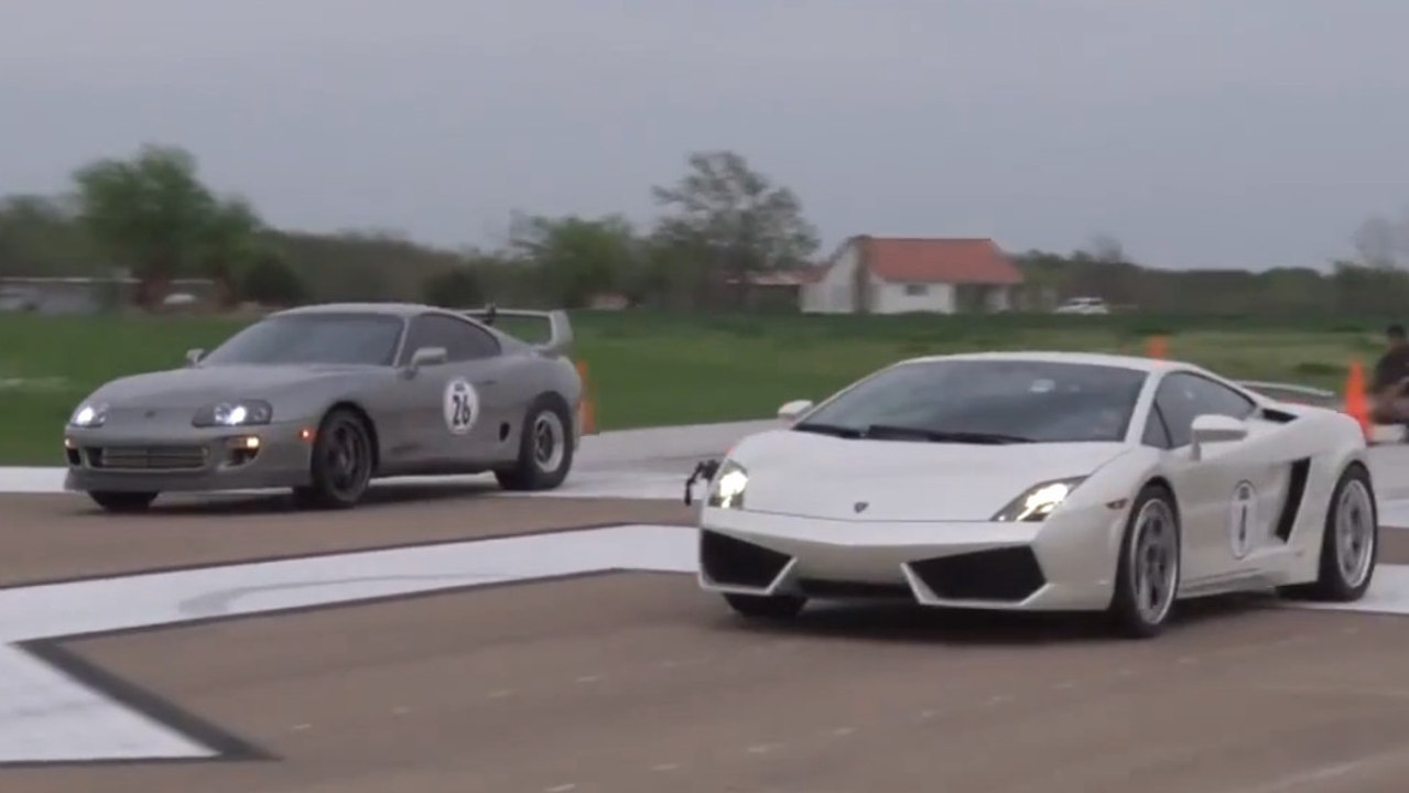 Courses folles à bord de plusieurs Lamborghini et d'une Toyota Supra