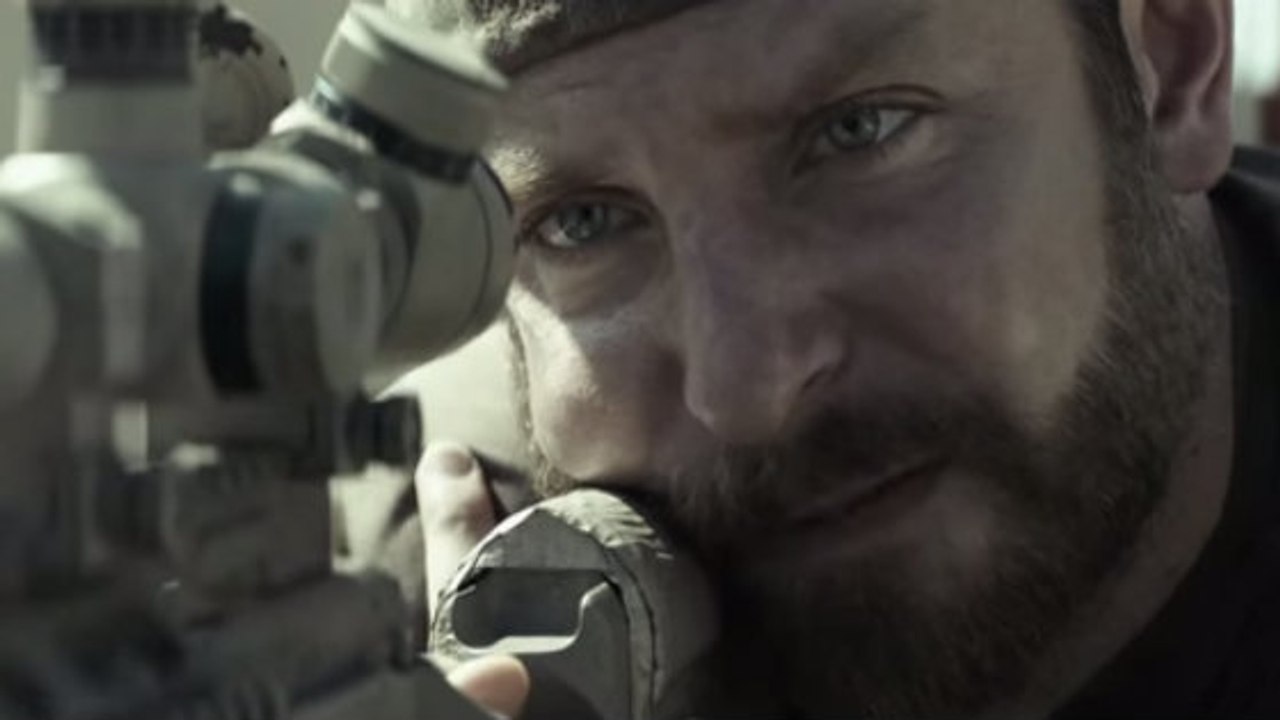 American Sniper : Bradley Cooper méconnaissable dans la bande-annonce