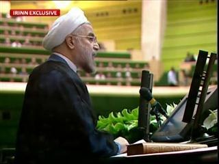 Iran's Rowhani sworn in, urges West to talk