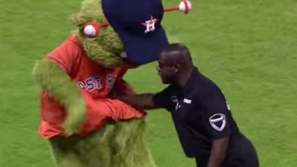 Cette mascotte n'aurait pas dû provoquer cet agent de sécurité