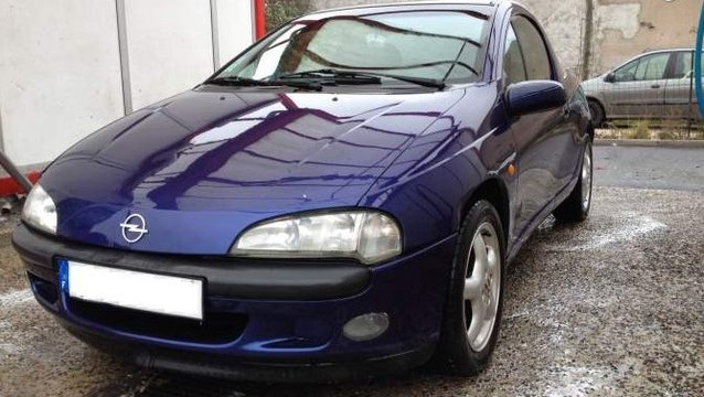 Le Bon Coin : il vend son Opel Tigra, baptisée Josette, avec une annonce hilarante