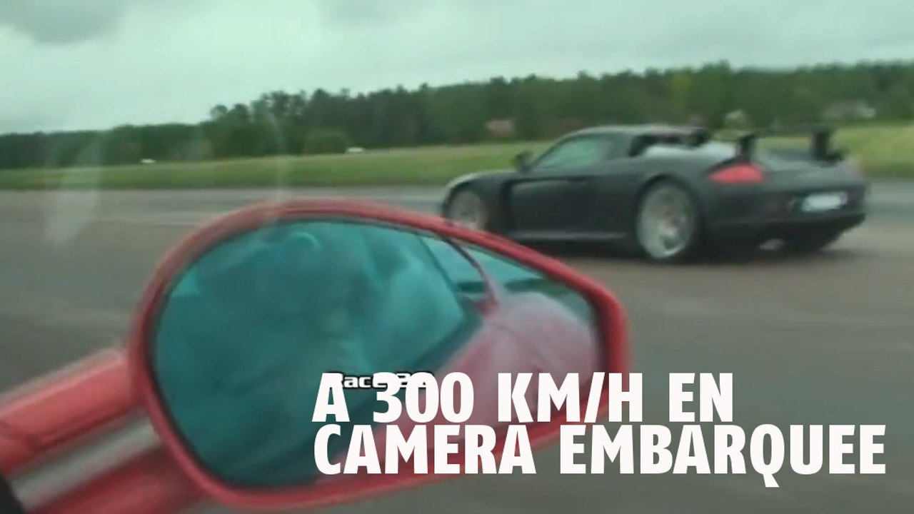 Course très serrée entre une Ferrari 599 et une Porsche Carrera GT