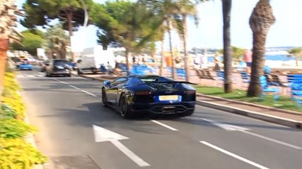 Traversée de la Croisette de Cannes avec la version Roadster de la Lamborghini Aventador