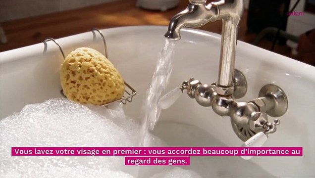 Douche : voici ce que révèle la partie du corps que vous lavez en premier de votre personnalité