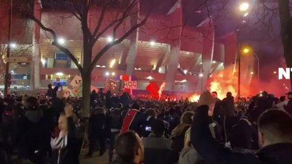 PSG - Dortmund : les images folles de la communion entre les supporters et les joueurs du Paris Saint-Germain