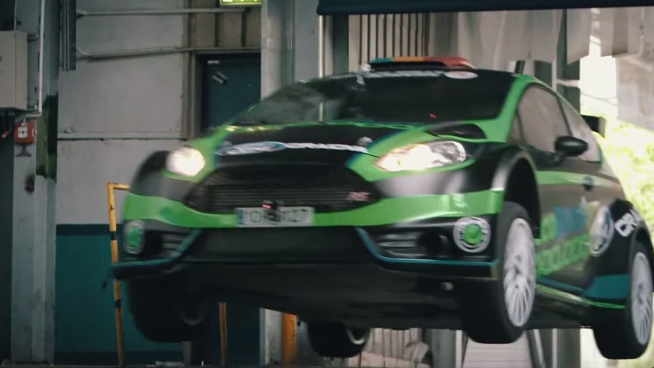 Prenez une leçon de pilotage à bord de cette Ford Fiesta ecoboost