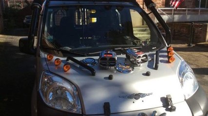 Le Bon Coin : il vend une Citroën Nemo customisée en Harley Davidson