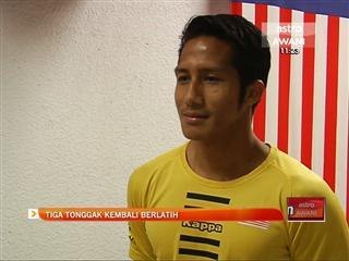 Tiga tonggak kembali berlatih