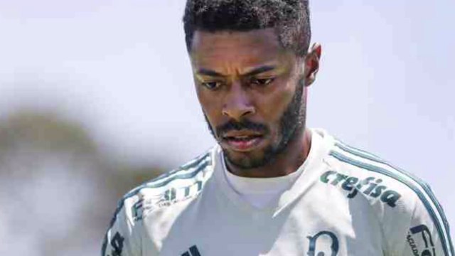 Footballeur prison : l'ancien Lyonnais Michel Bastos face à la justice pour une transaction avec des trafiquants de drogue