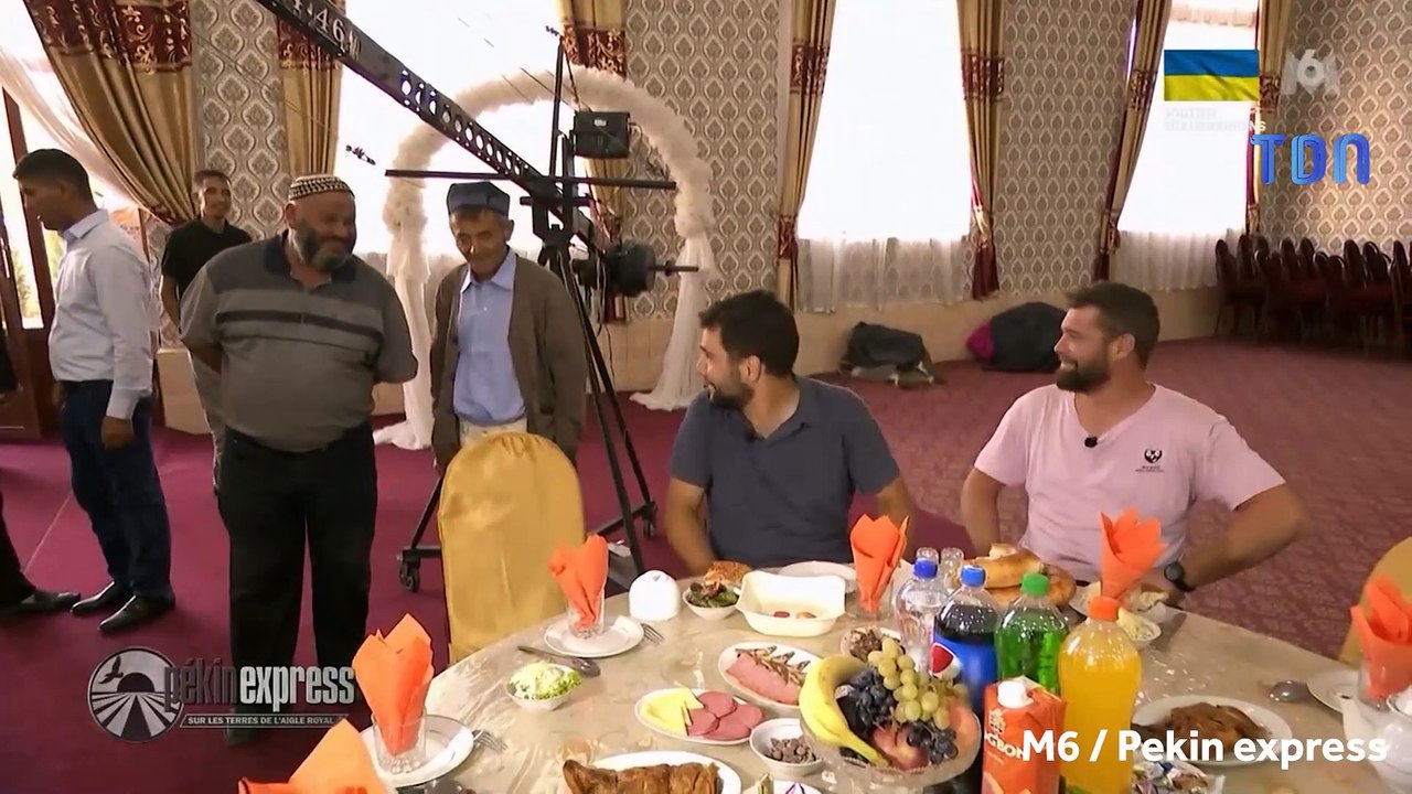 Pékin Express : la soirée improbable de Nicolas et Lucas à une fête de circoncision fait mourir de rire les internautes