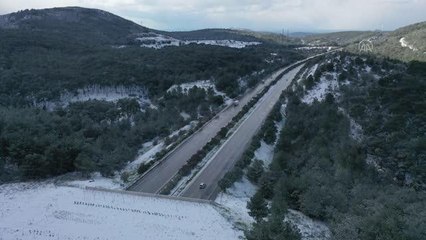 İZMİR- Çeşme ilçesinde kar yağışı (2)