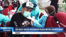 Polres Metro Jakarta Barat Menyelenggarakan Vaksinasi Massal di Gedung Baru Polres Metro Jakbar