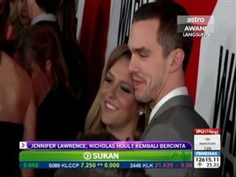 Jennifer Lawrence, Nicholas Hoult bercinta