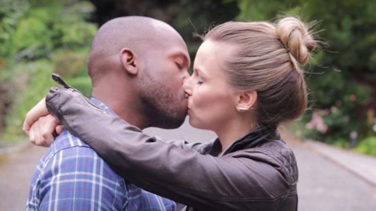 Comment embrasse-t-on à travers le monde ?