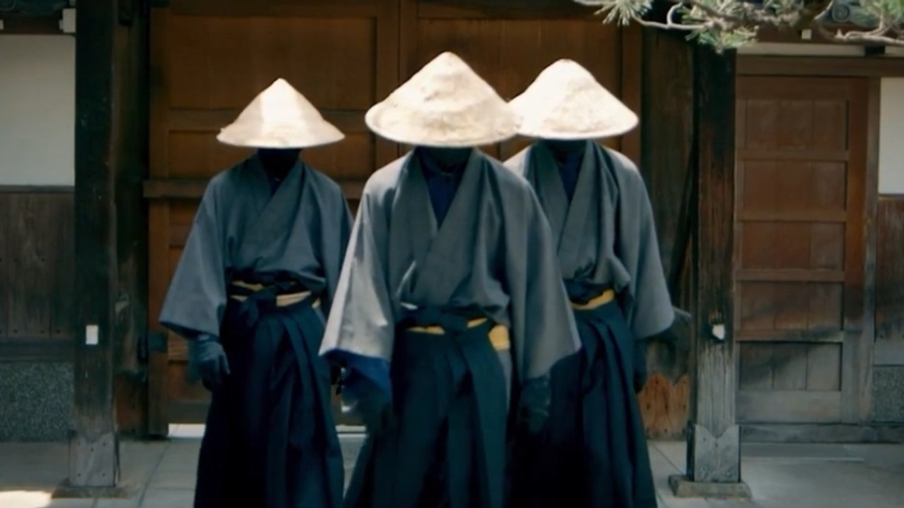 La troupe Dancing Strawhats mélange la tradition japonaise au hip-hop dans une impressionnante chorégraphie