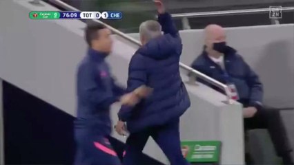 Premier League : José Mourinho devrait toucher 18 millions d'euros après son renvoi de Tottenham