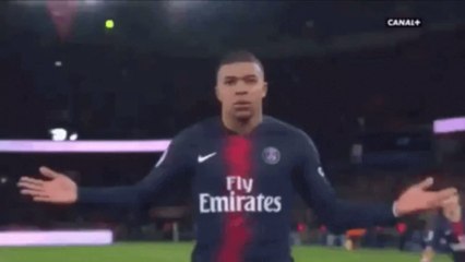 Kylian Mbappé : le joueur du PSG serait sous le charme de la chanteuse Eva Queen selon les internautes