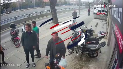 Arkadaşlık teklifini kabul etmeyen kızın sevgilisine dehşetti yaşattı