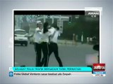 Gelagat polis trafik bergaduh tarik perhatian
