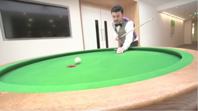 Un mathématicien invente une table de billard qui permet de gagner à tous les coups