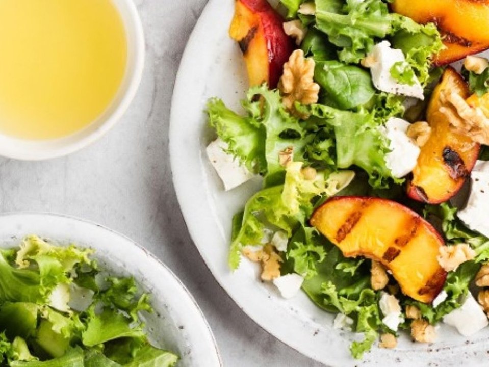 Basisch essen: Diese Lebensmittel helfen gegen Übersäuerung