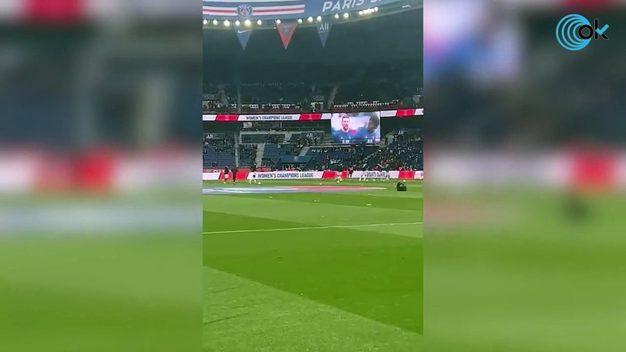 La afición del PSG estalla: pitada a Messi, insultos a Neymar y aplausos para Mbappé