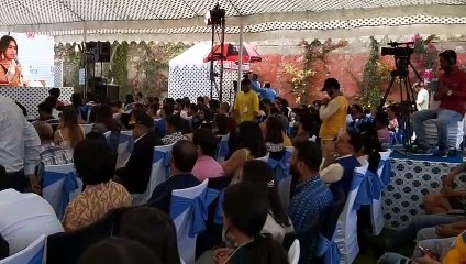 सेक्स वर्कर्स के साथ अपराध होता है तो पुलिस अपराधी को पकड़ने की बजाय हाथ कर लेती है पीछे