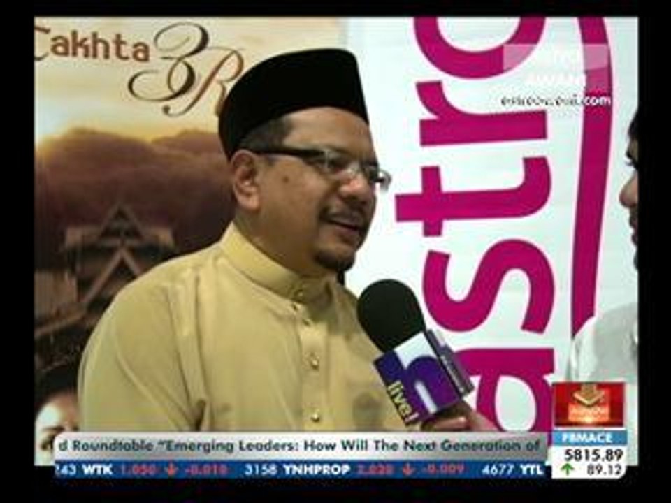 Persembahan 2015 ikut perayaan