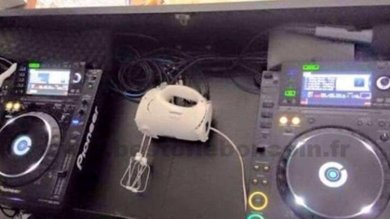 Le Bon Coin : il vend un "Mixeur 2 Voies" pour faire du bon son