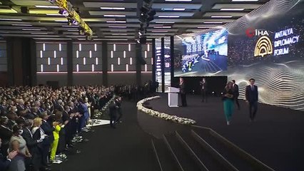 Cumhurbaşkanı Erdoğan: "Durduramadığımız her çatışma sonunda bizi de yakar"