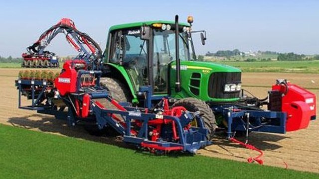 Robomax : une machine capable de déplacer la pelouse