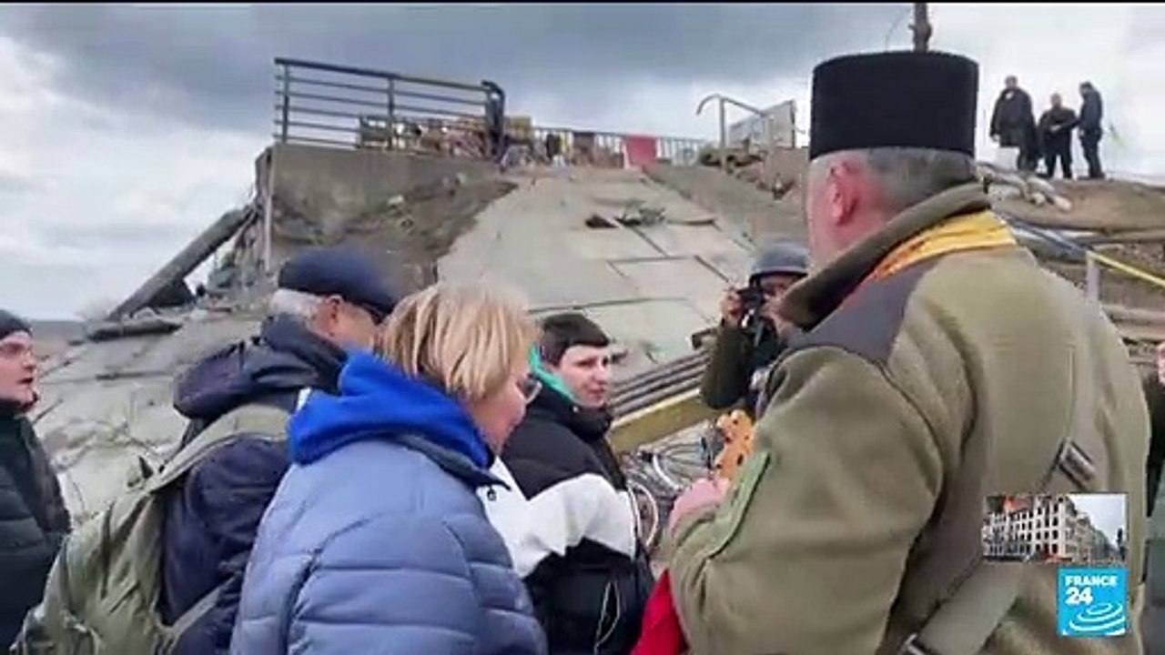 War in Ukraine: Russian soldiers edge closer to Kyiv, residents brace for Russian onslaught