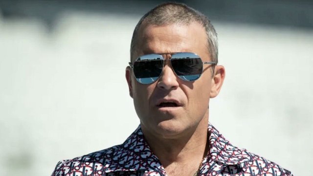 “Non ho più una casa”. L’annuncio del discusso vip lascia tutti senza parole “Ho venduto tutto”