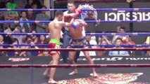 Muay Thaï : le coup de pied digne de Tekken d'un combattant pour mettre KO son adversaire