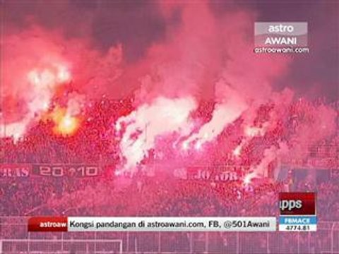 Penyokong gamatkan Stadium Larkin