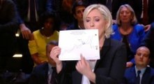 Marine Le Pen : quand les internautes détournent sa pancarte
