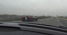 Une course à 350km/h sur l'autoroute entre une Porsche et une Koenigsegg
