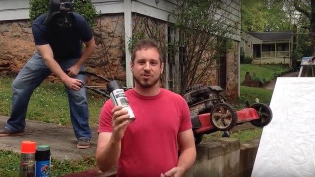 Le youtubeur Uncle Rob s'essaye à la peinture... avec une tondeuse !