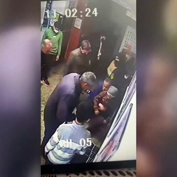 Okul Müdürü, nefes borusuna yiyecek kaçan öğrenciyi Heimlich manevrası ile kurtardı