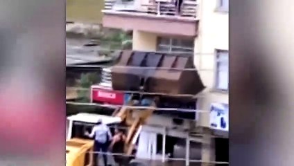 카메라에 담긴 가장 놀라운 자연 재해 순간 20!