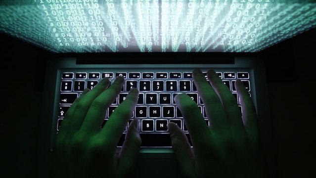 Arnaque carte vitale : des escrocs du Calvados se font passer pour des membres de l'assurance maladie par le biais de mails frauduleux