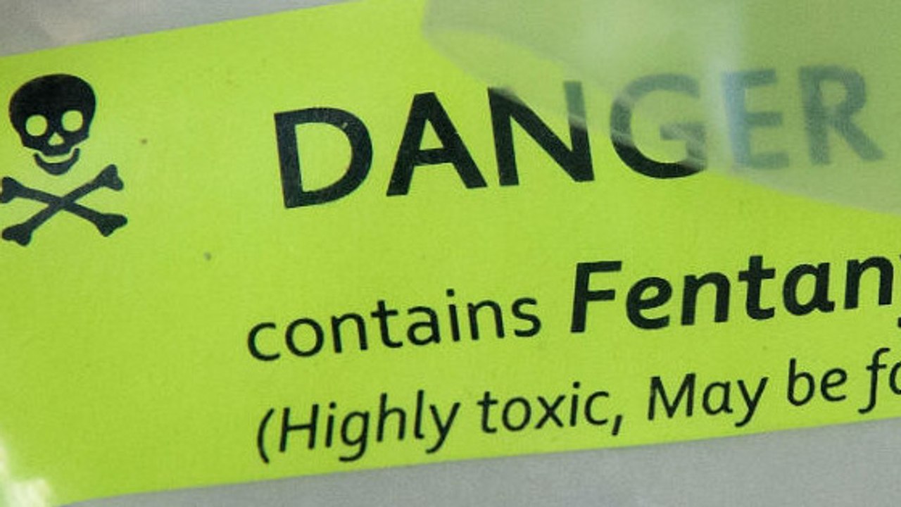Fentanyl : 50 fois plus puissant que l'héroïne et 100 fois plus puissante que la morphine, cette drogue inquiète