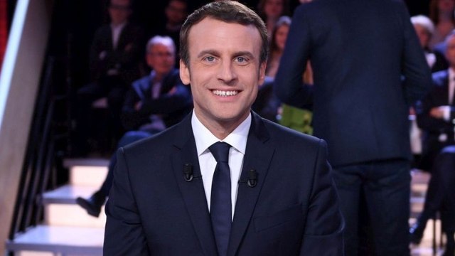 Emmanuel Macron : au cours de l'Emission Politique, le candidat dévoile son tic