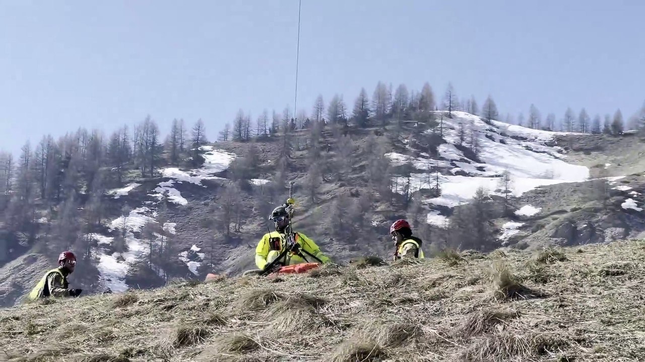 Interventi in alta quota: l'esercitazione degli alpini