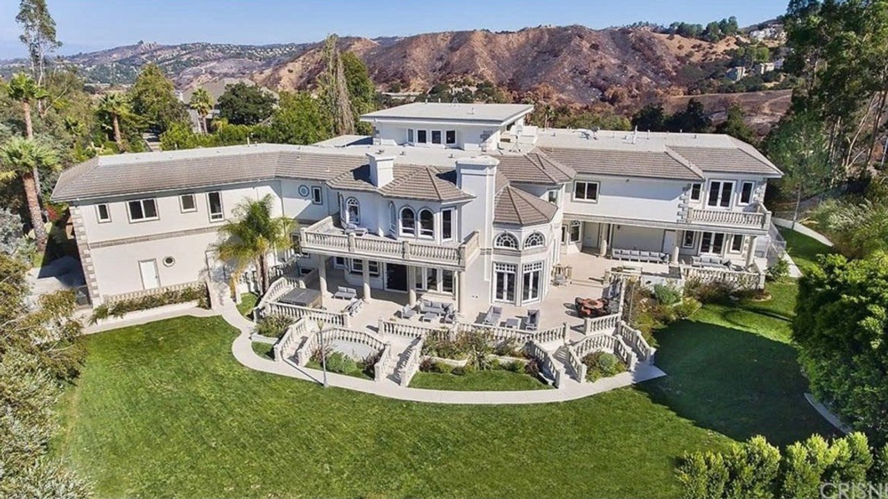 Ce Youtubeur de 20 ans vient de s'acheter une villa à plus de 5 millions d'euros