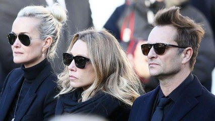 Les SMS échangés entre Laeticia Hallyday, Laura et David dévoilés