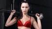 Love Magazine: cette vidéo de Bella Hadid en porte-jarretelles fait grimper la température