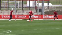 Marcelino tiene la duda de Iñigo Martínez para el Villamarín por una sobrecarga muscular